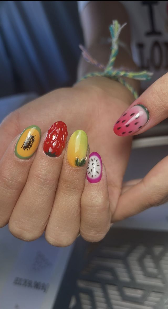 Nail art fruits d'été